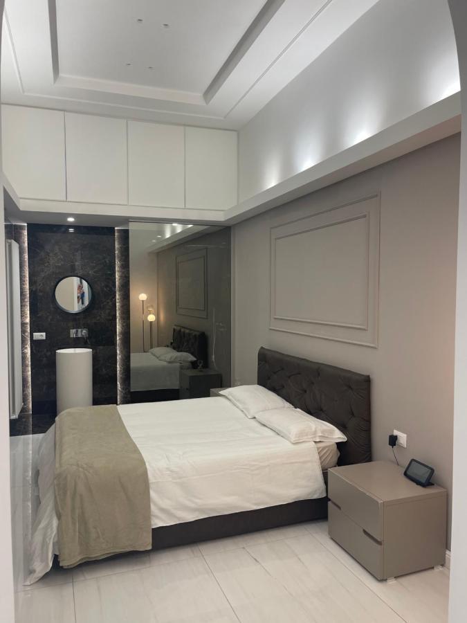 Gravina 5 Apartment Наполи Екстериор снимка